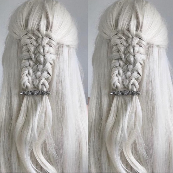 💕24” ICE WHITE LACEFRONT STRAIGHT WIG 💕 *NEW*